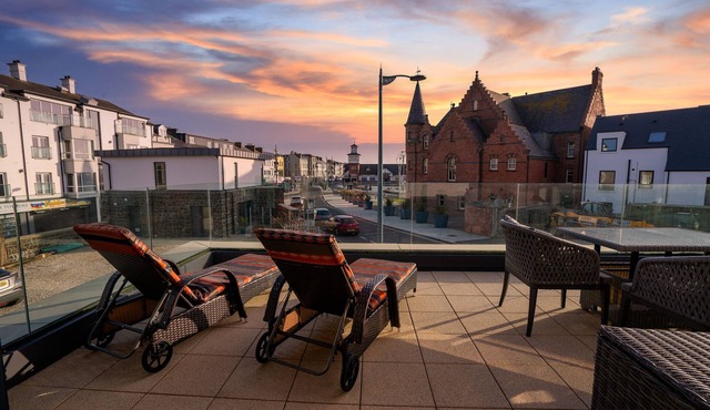 Antrim House Guest Rooms & Suites