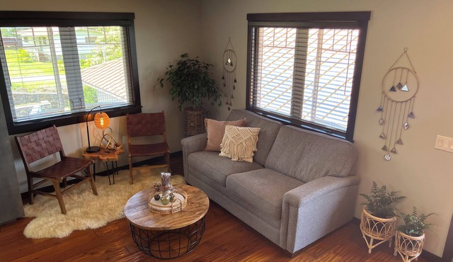 Anuhea House, a charming studio in beautiful Holualoa, Hawaii.