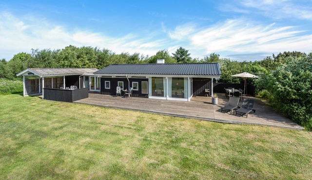 "Anund" - 1.4km from the sea by Interhome
