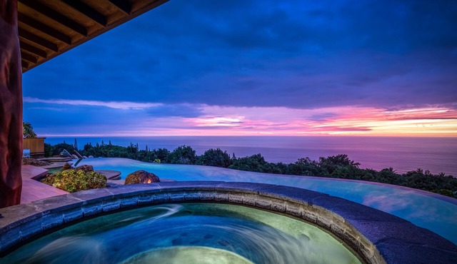 "Aolani House" Resort Style Home w/ Infiniti Pool