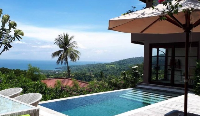 Aomi Villa