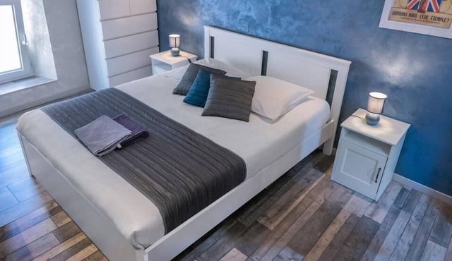 AP6 - 2 BEDROOM APARTMENT - GITE CHEZ THOMAS ET JOHN "AP6