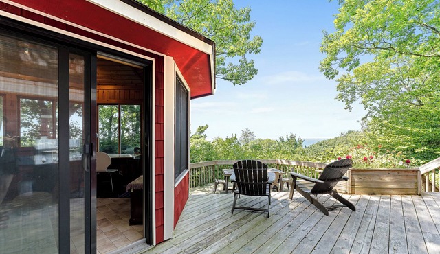 Apache Lake House | Lake Michigan Views | Secluded Retreat Elevated/peaceful