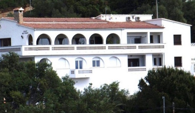 APAR E IN A QUIET RESIDENCE