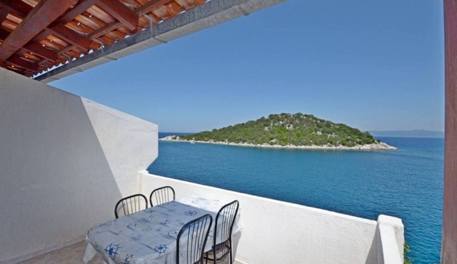 Apartments and Rooms Barbara (53781-A1) - Zaklopatica - island Lastovo