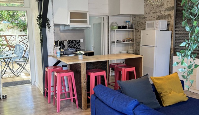 Apart 50m² 5 People 2 Bedrooms –Town, Train, Beach few mn