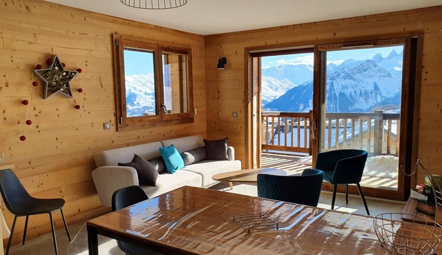 Apartment 8 pers. Ski in ski out La Toussuire