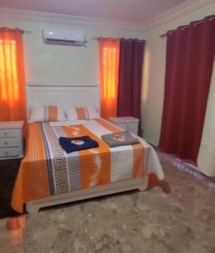 Apartahotel Henry Winche