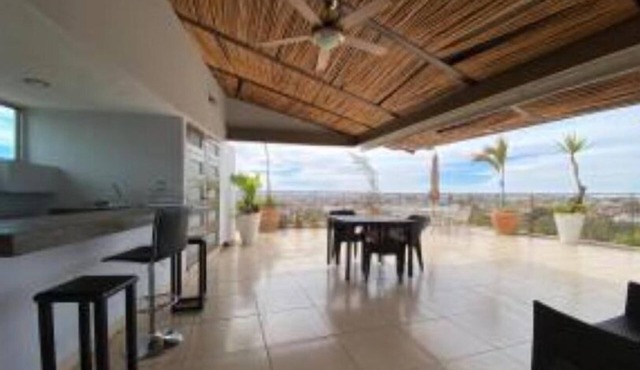 Apartamento en Suite con Balcón