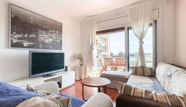 Apartament Muralla 30 min Barcelona near beach and train station