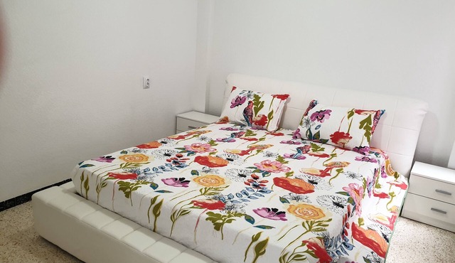 APARTAMENT NEAR BEACH ,FOR 6 PEOPLE ,WIFI,AIR CONDITIONING