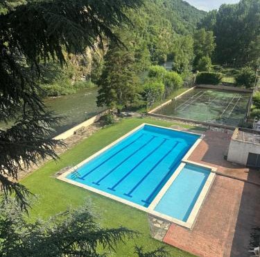 Apartament Rialp amb vistes al riu Noguera Pallaresa