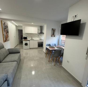 Apartamento África en centro moderno con balcón