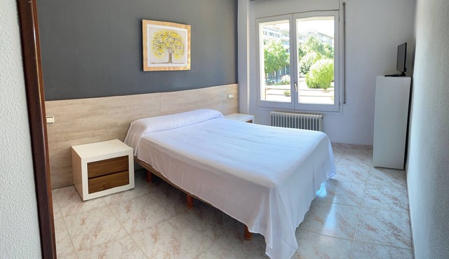 Apartamento Amplio, Luminoso Y Centrico