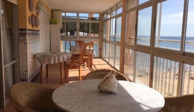 APARTAMENTO BLASCO IBAÑEZ GUARDAMAR