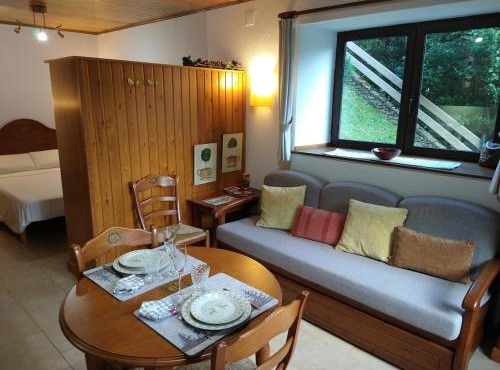 Apartamento con jardin en Gessa