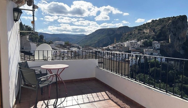 Apartamento con terraza en Chulilla. La Muela 3