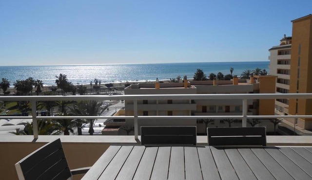 APARTAMENTO CON VISTAS AL MAR