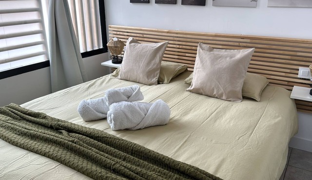Apartamento Coqueto con 2 Habitaciones a 15 Minutos Andando del Centro