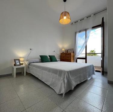 Apartamento costa norte con Jardín