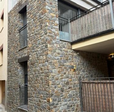 Apartamento dúplex con encanto a 30 Kilómetros de Andorra