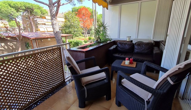 Apartamento de playa en Gava Mar con piscina