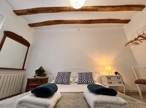 Apartamento Encantador y Acogedor de 4 Hab en Murillo de Río Leza- La Rioja
