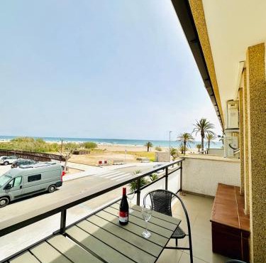 Apartamento en primera línea de mar