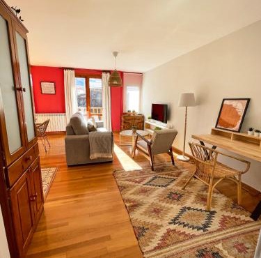 Apartamento familiar en el centro de Benasque con terraza
