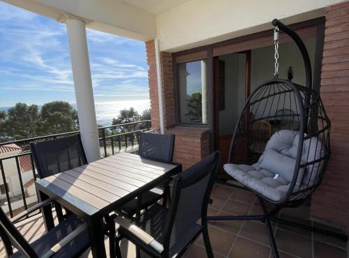 Apartamento frente al mar con terraza y vistas fabulosas, Miami Playa - ES-9-157