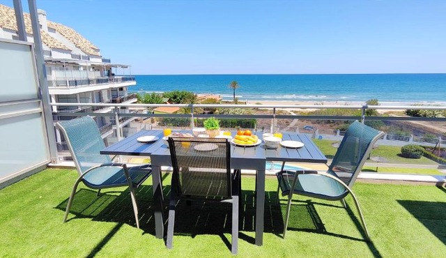 Apartamento Jardines de Deveses by DENIA COSTA