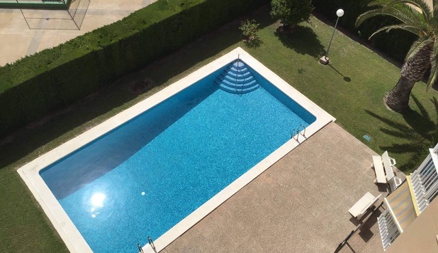 Apartamento Luminoso, Ideal Para Familias con Piscina y Parking