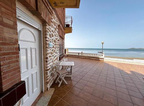 Apartamento Mar Menor - Beachfront apartment with large patio - Licence No VVMU2814-1