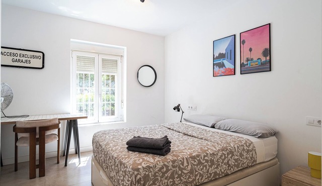 Apartamento Recién Reformado en las 4 Torres + IE