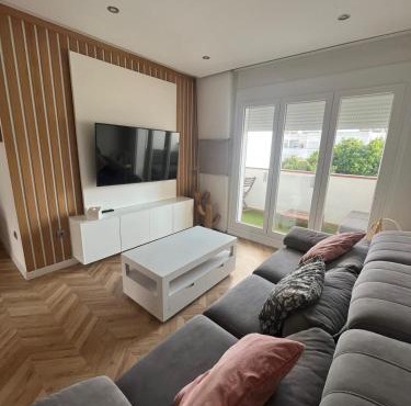 Apartamento Recién reformado en EL TOYO