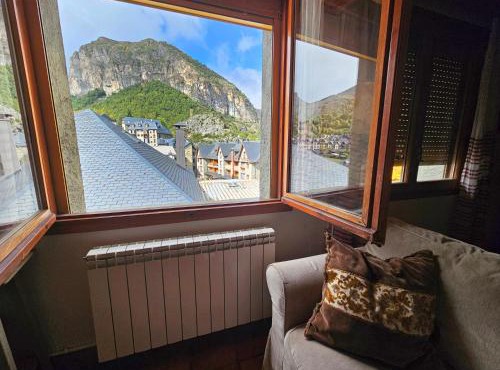 Apartamentos 3000 Escarrilla