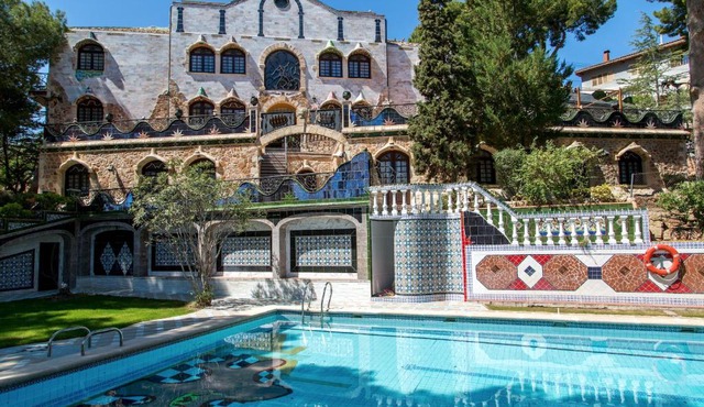 Apartamentos Gaudi Style