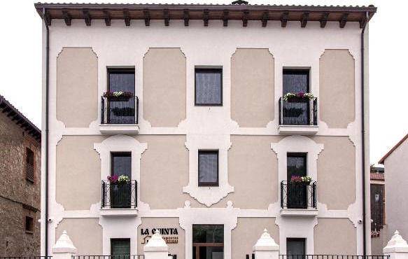 Apartamentos La Quinta