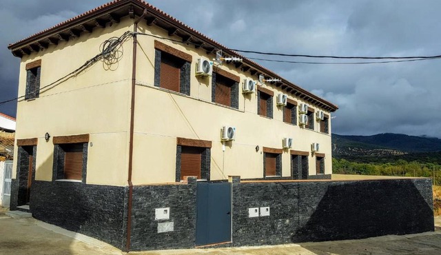 APARTAMENTOS LOS ÁLAMOS