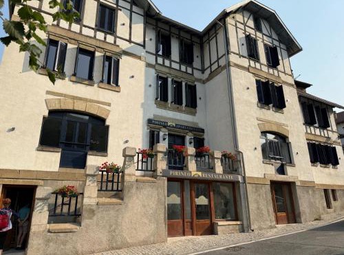 Apartamentos Pirineo