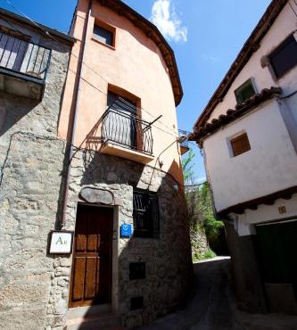 Apartamentos Rurales "La Fuentecilla"