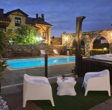 Apartamentos Santillana