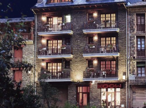 Apartaments Montaña