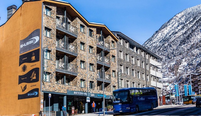 Apartaments Shusski by Nexta.