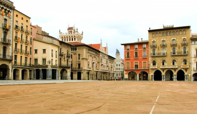 Apartaments Vicus 2 with views of the Plaza Mayor de Vic