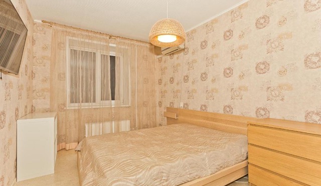 Апартаменты Звездинка-Горького (central square)