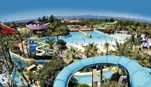 APARTBEACH BENIDORM AND VERY BRIGHT