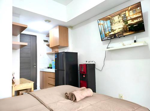 Apartemen amazana cozy, wifi, gym, pool