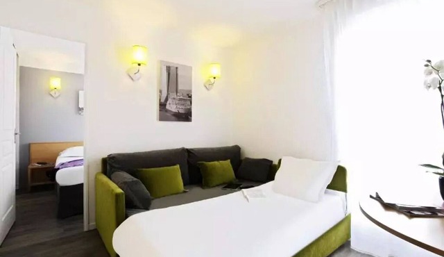 Aparthotel Adagio Access Marseille Prado Périer - 2 Rooms 4 People