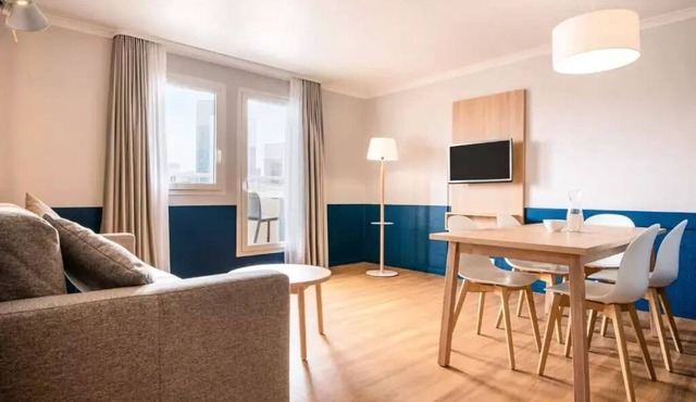 Aparthotel Adagio La Défense Kléber - 3 Rooms 6 People
